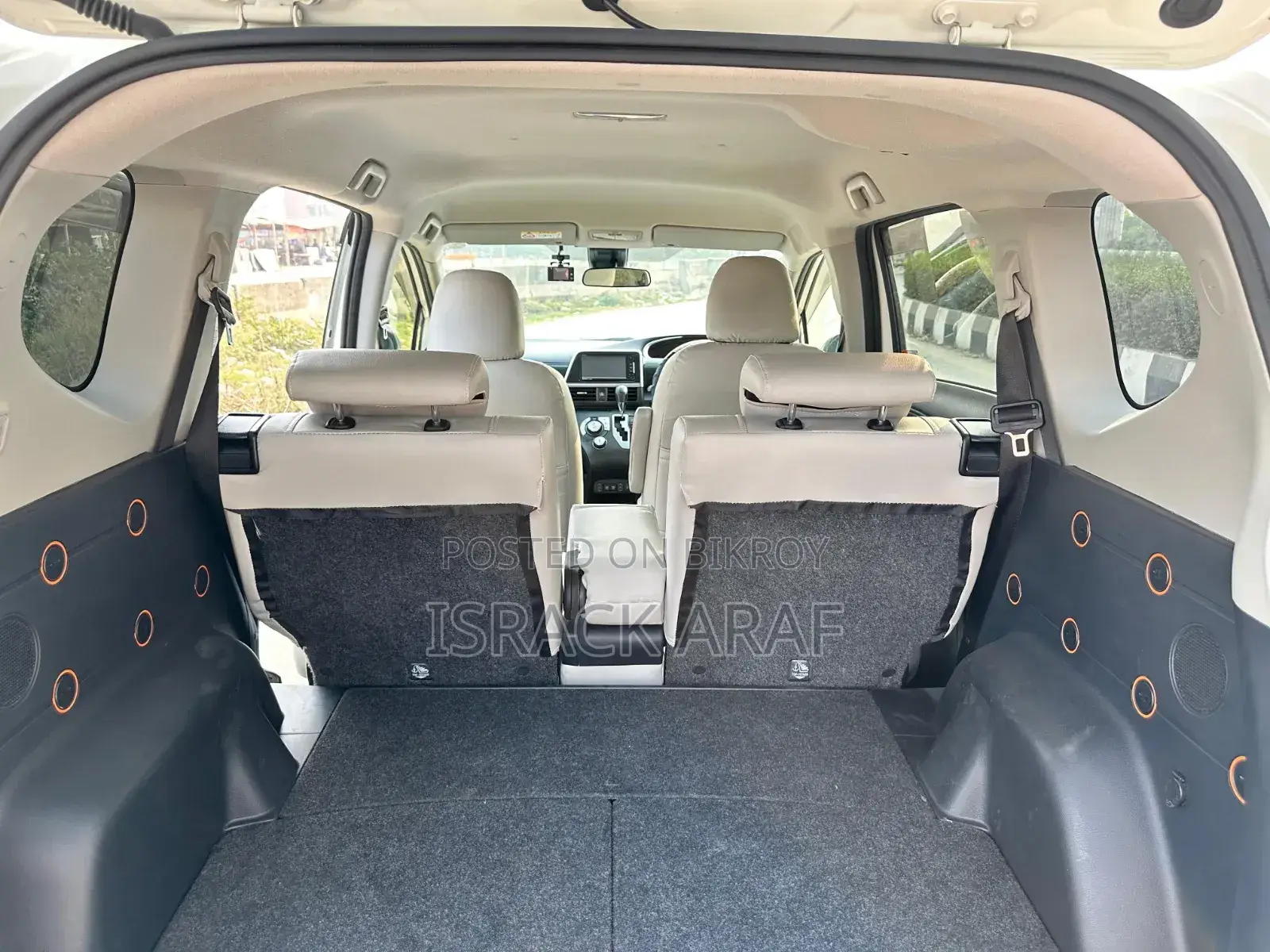 Toyota Sienta 1.5 FWD 2020 Pearl