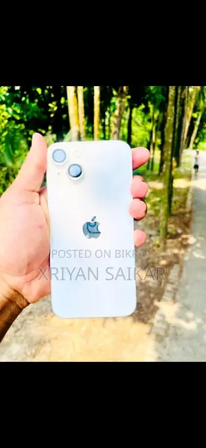 Apple iPhone 13 (Used)