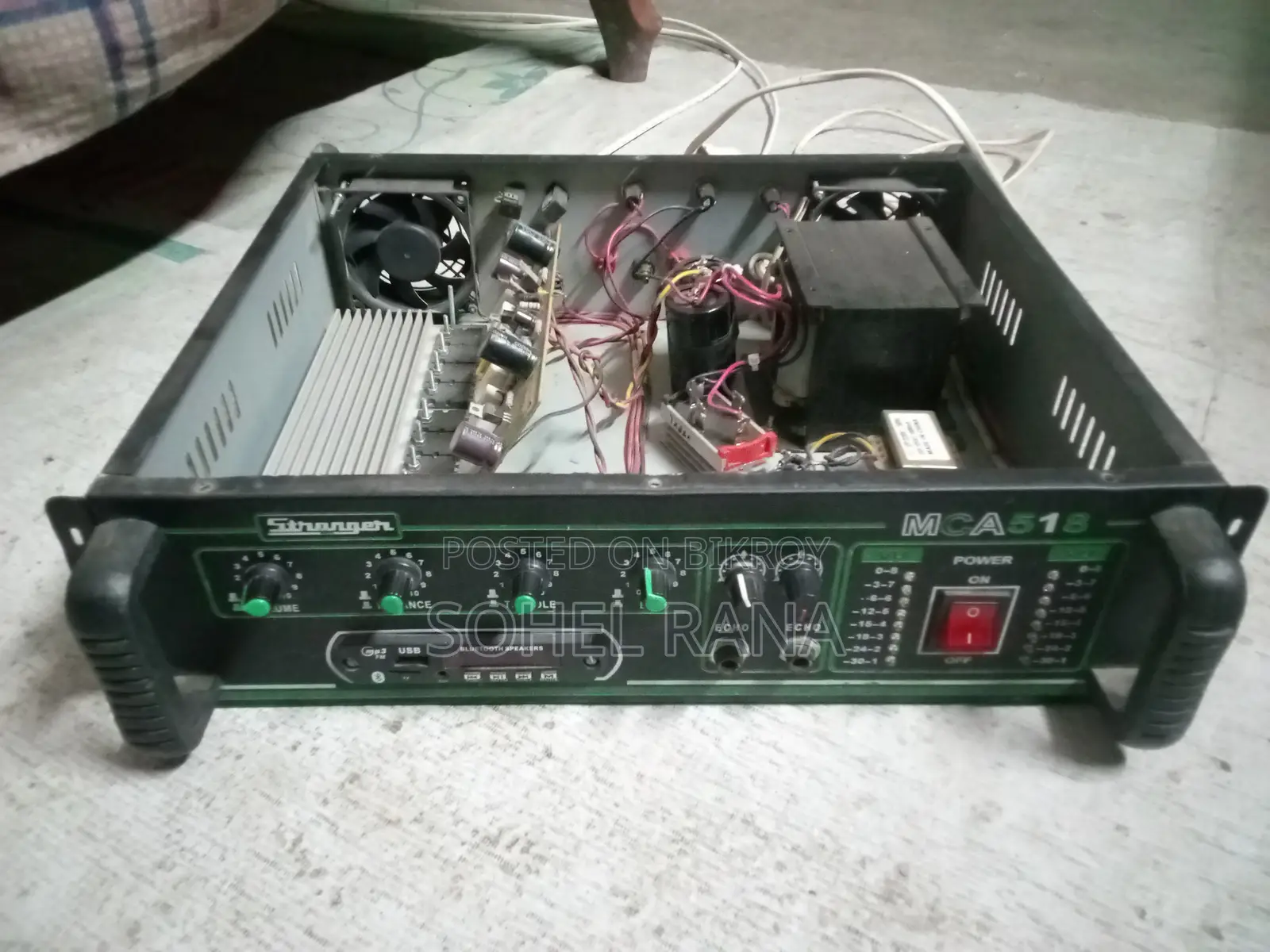 200 Watt Stereo Amplifier