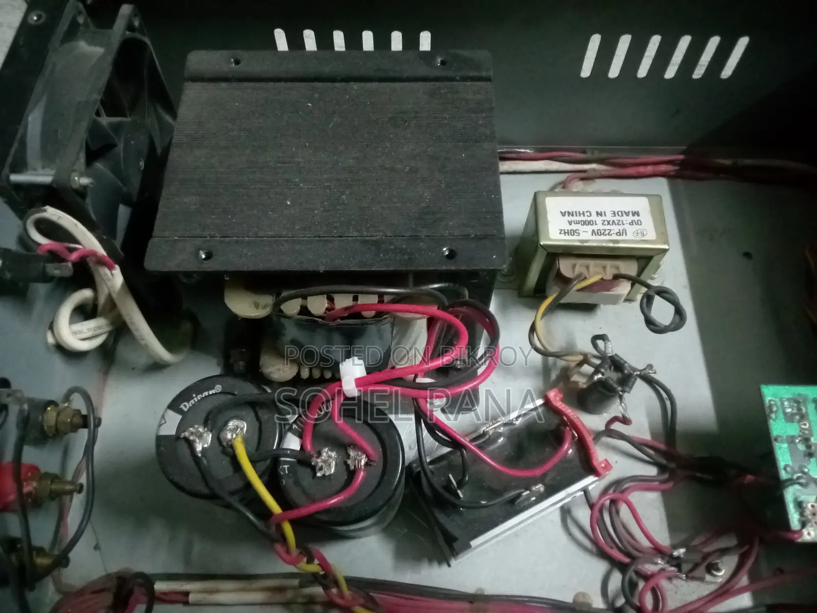 200 Watt Stereo Amplifier