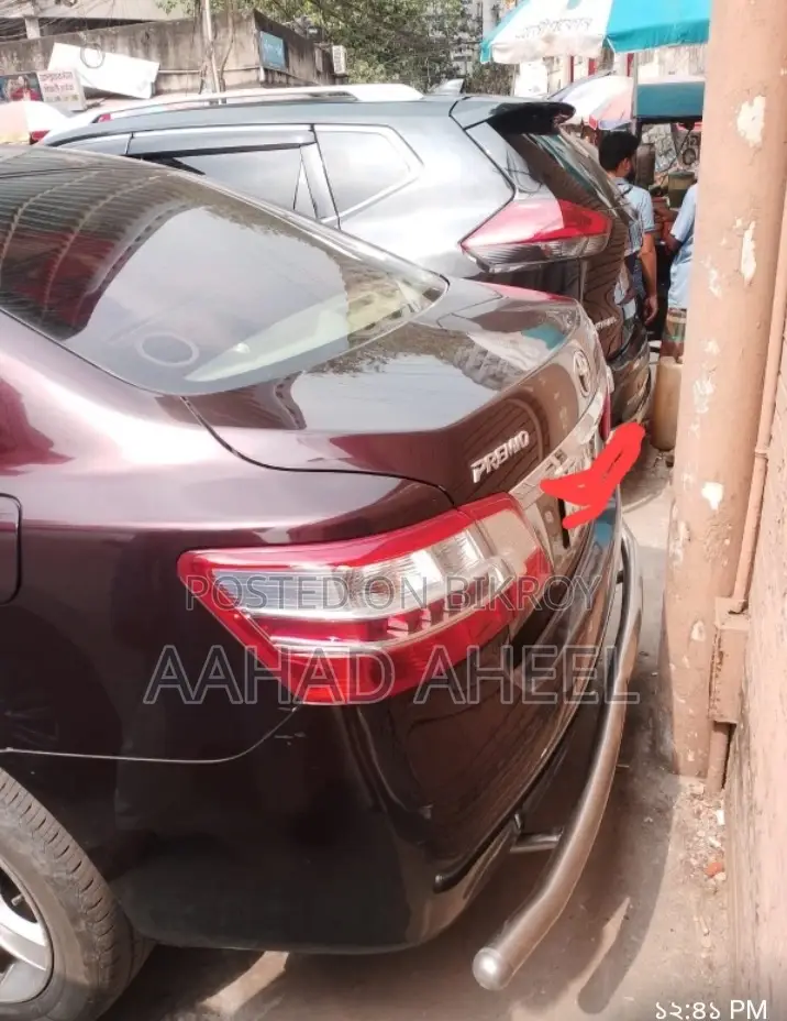 Toyota Premio 2013 Maroon