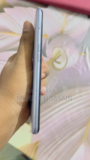 Realme 9 (Used)