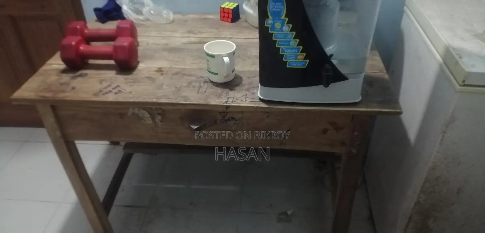 Table / কাঠের টেবিল