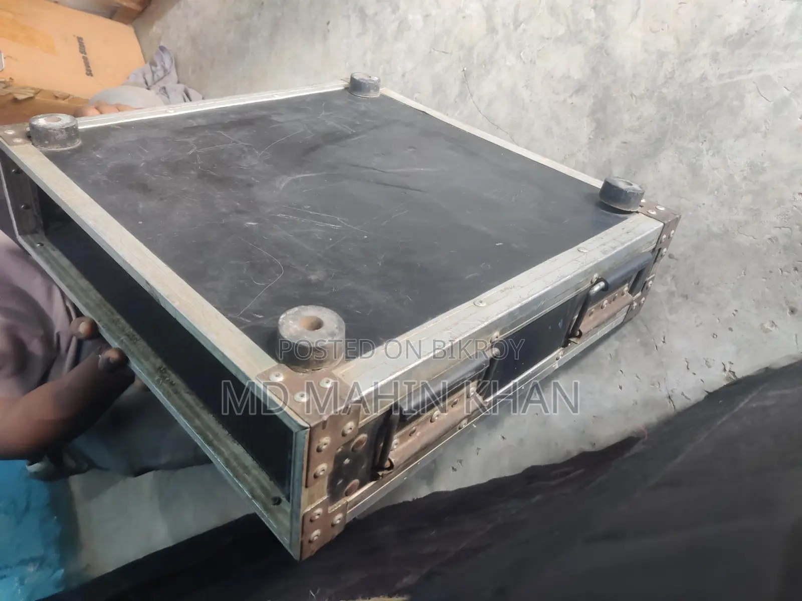 Some spare parts for sale.