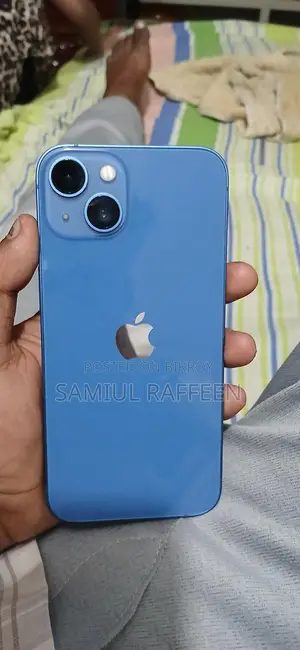Apple iPhone 13 . (Used)