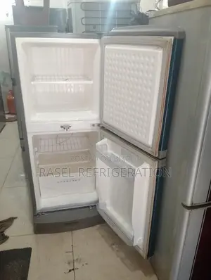9 CFT walton ফিরিজ বিক্রি করা হবে