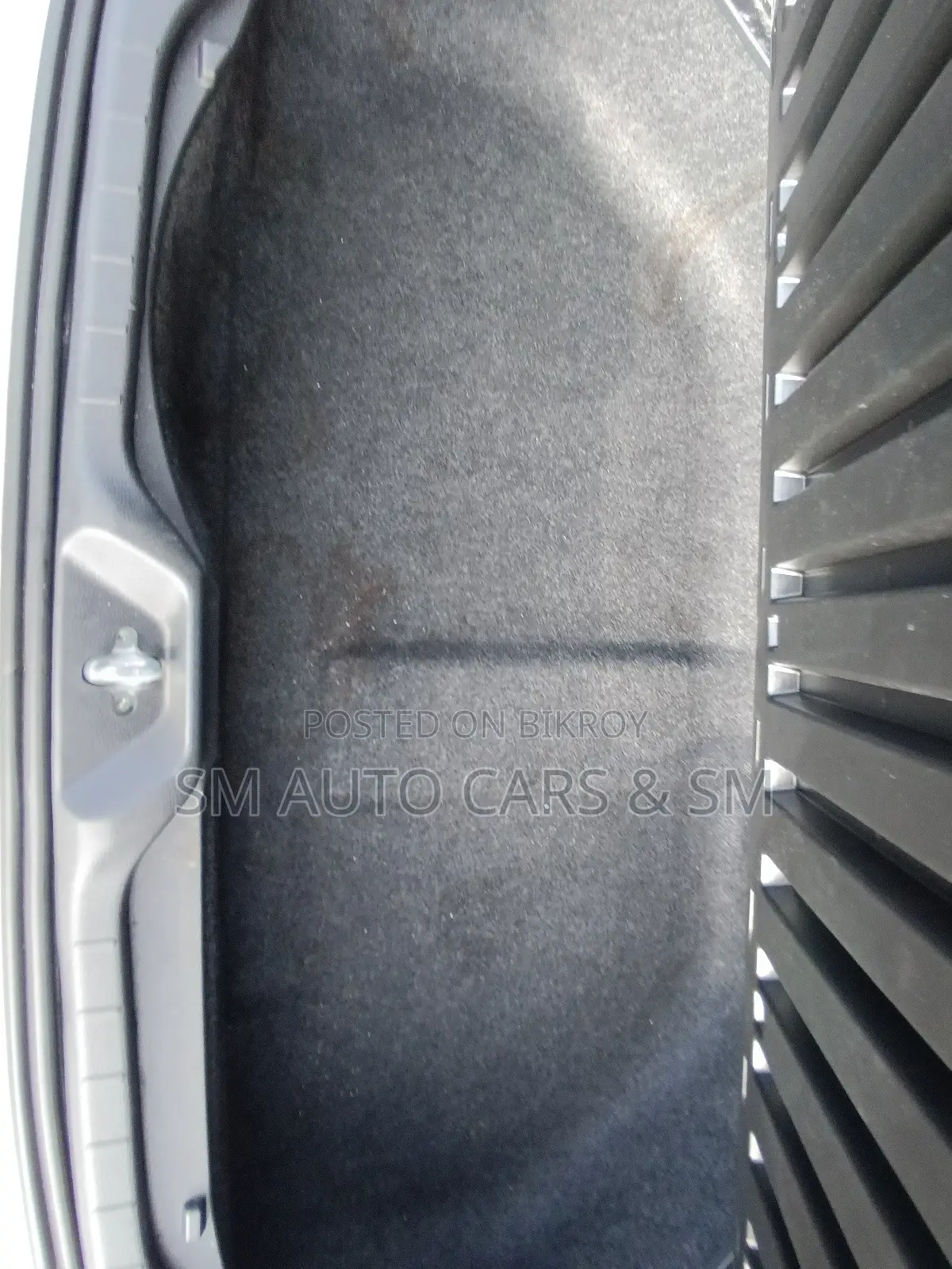 Toyota Noah Hybrid S-G Pearl 2022