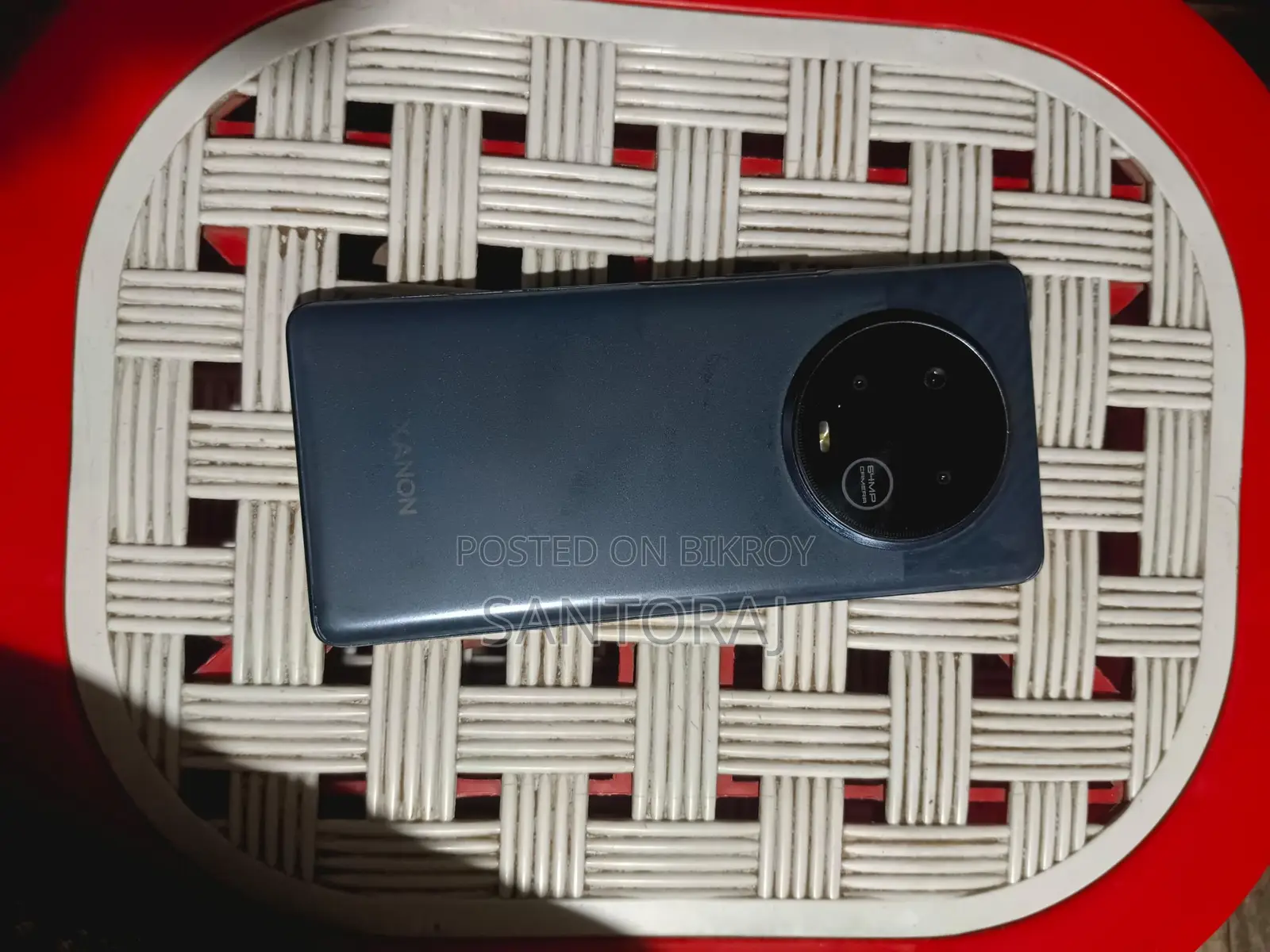 Walton Xanon X90 12-256 (Used)