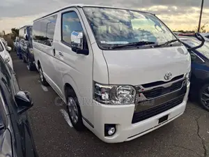 Toyota Hiace SUPER GL DARK PRIME 2022