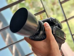canon 1300d with 18=55 mm is-2 kit lens