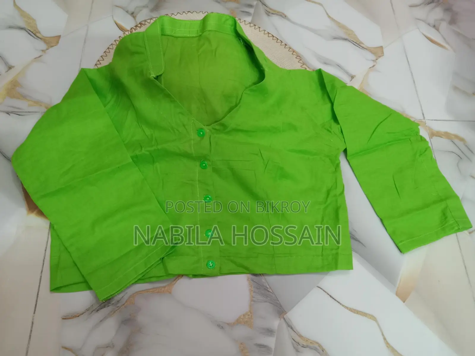 Ready-made blouses, size 40-42