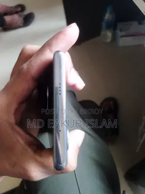 Tecno camon 40 pro (Used)