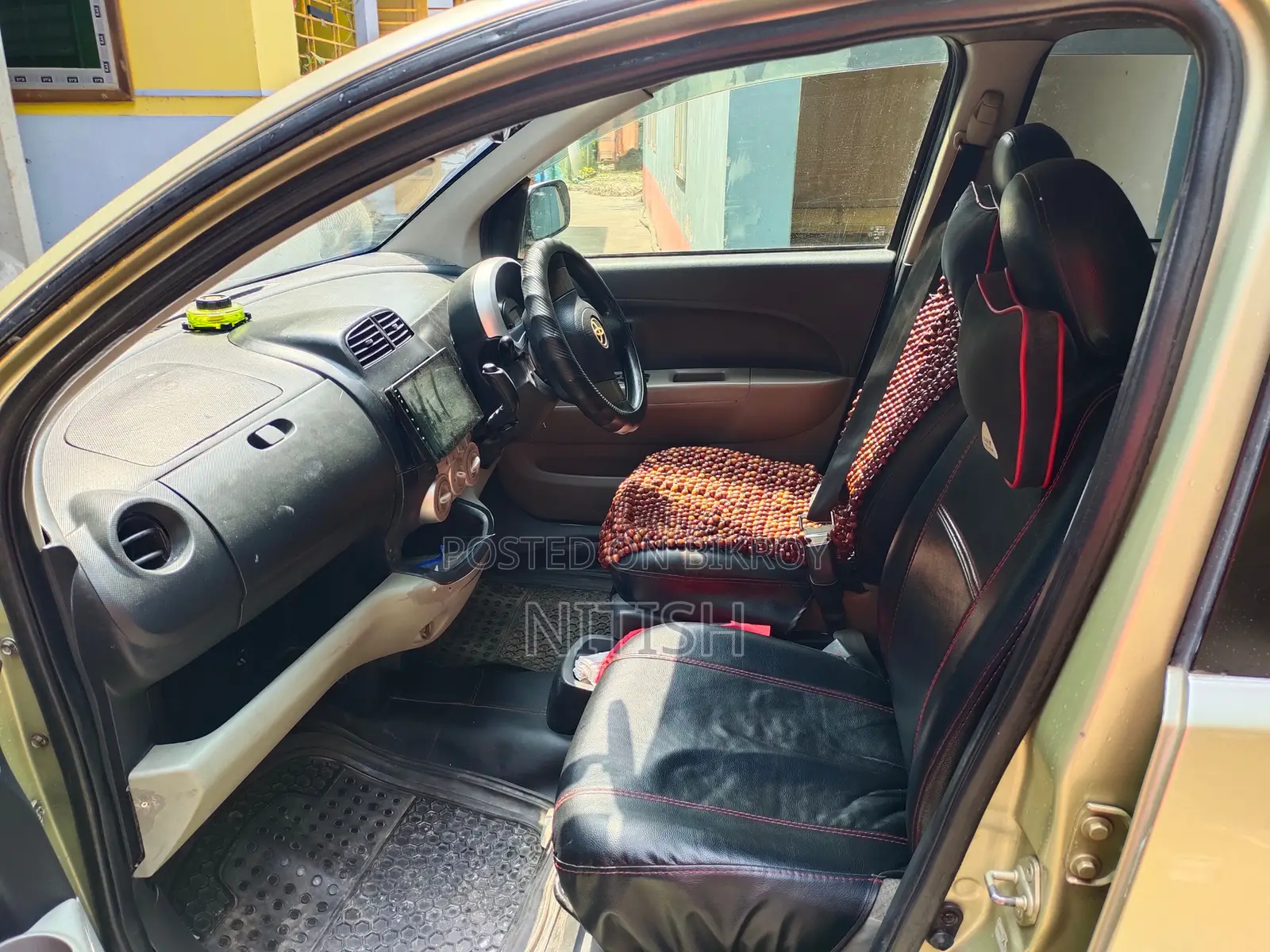 Toyota Passo 2004 Beige