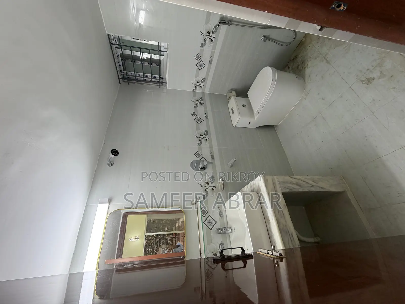 Urgently Apartment for Sale