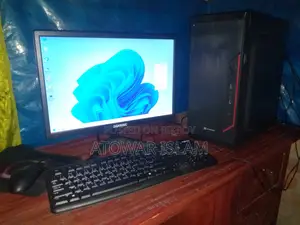 Desktop computer