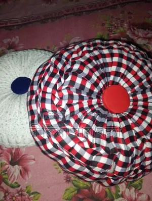 গোল কুশন কভার
