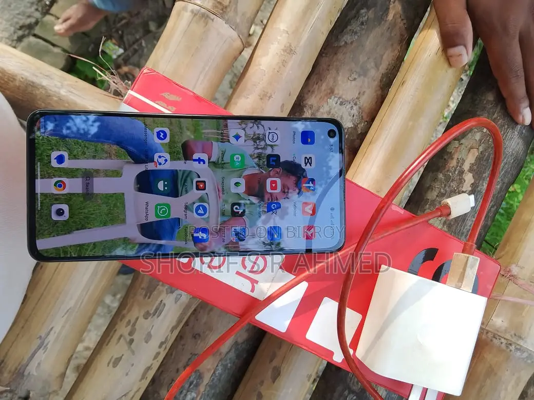 OnePlus 9R 8/256 (Used)