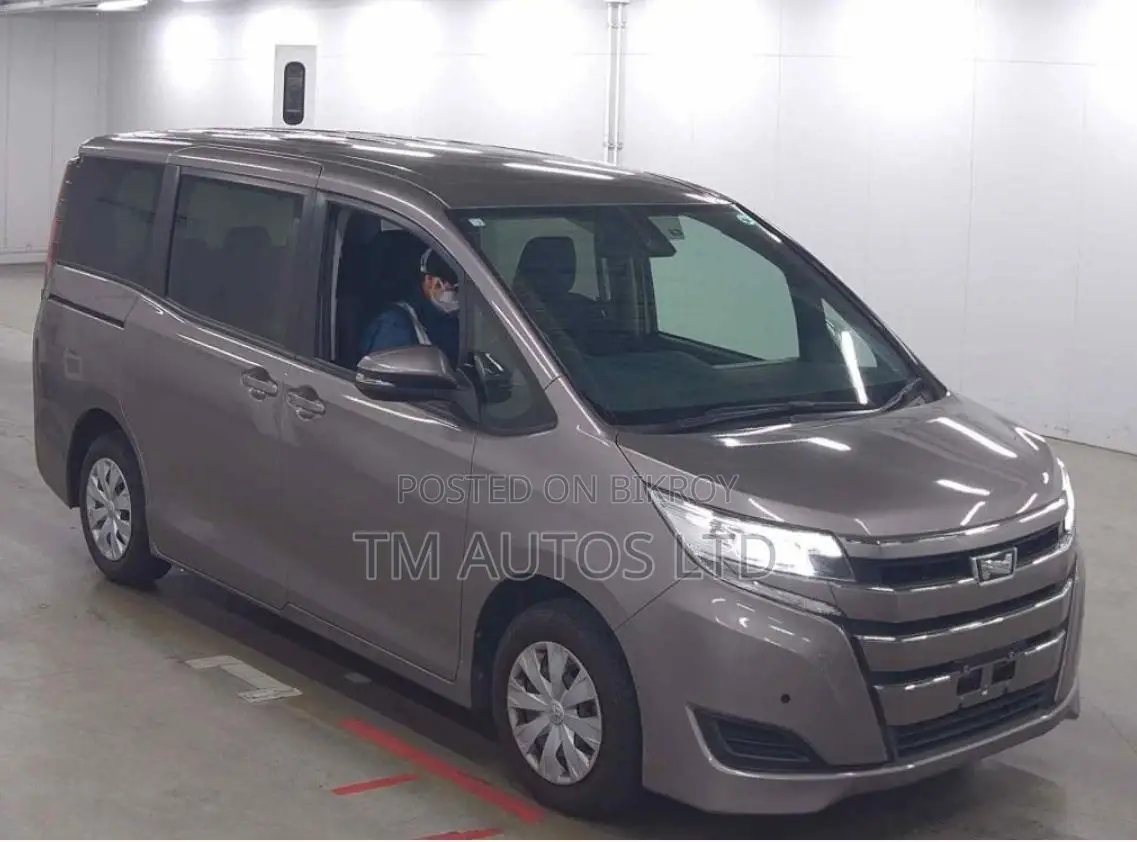 Toyota Noah X PKG 3.5 BROWN 2021