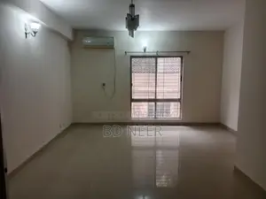 Lake view 3 Bed room apt rent in Gulshan 2