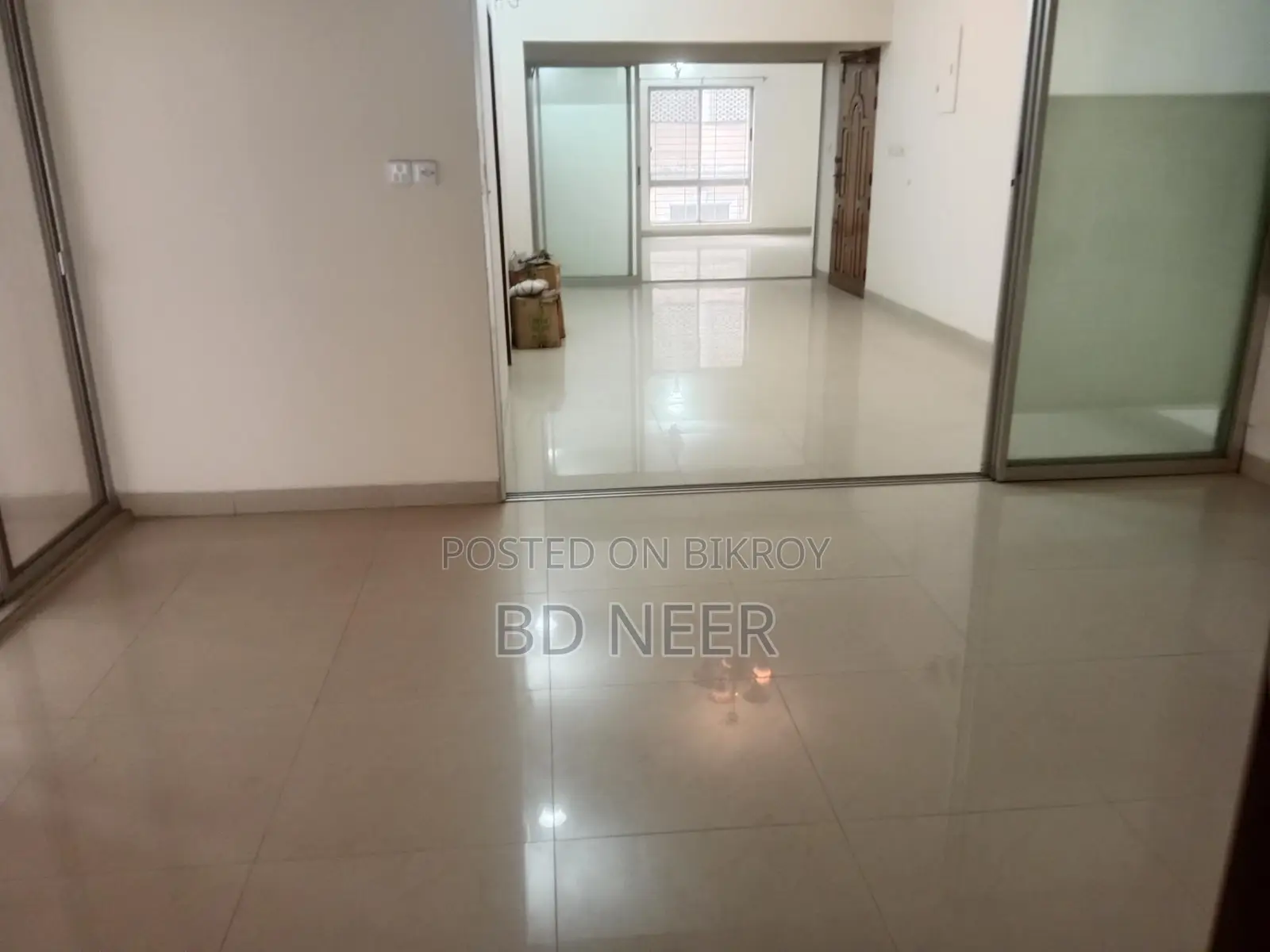 Lake view 3 Bed room apt rent in Gulshan 2