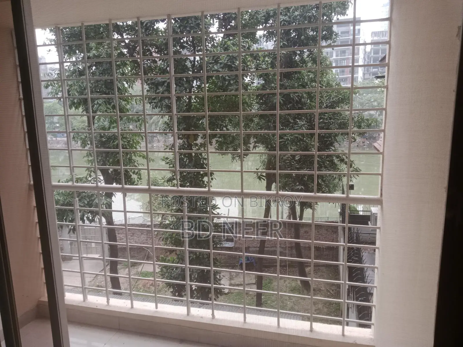 Lake view 3 Bed room apt rent in Gulshan 2