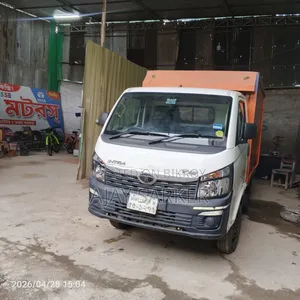 Tata Inttra V10 2021