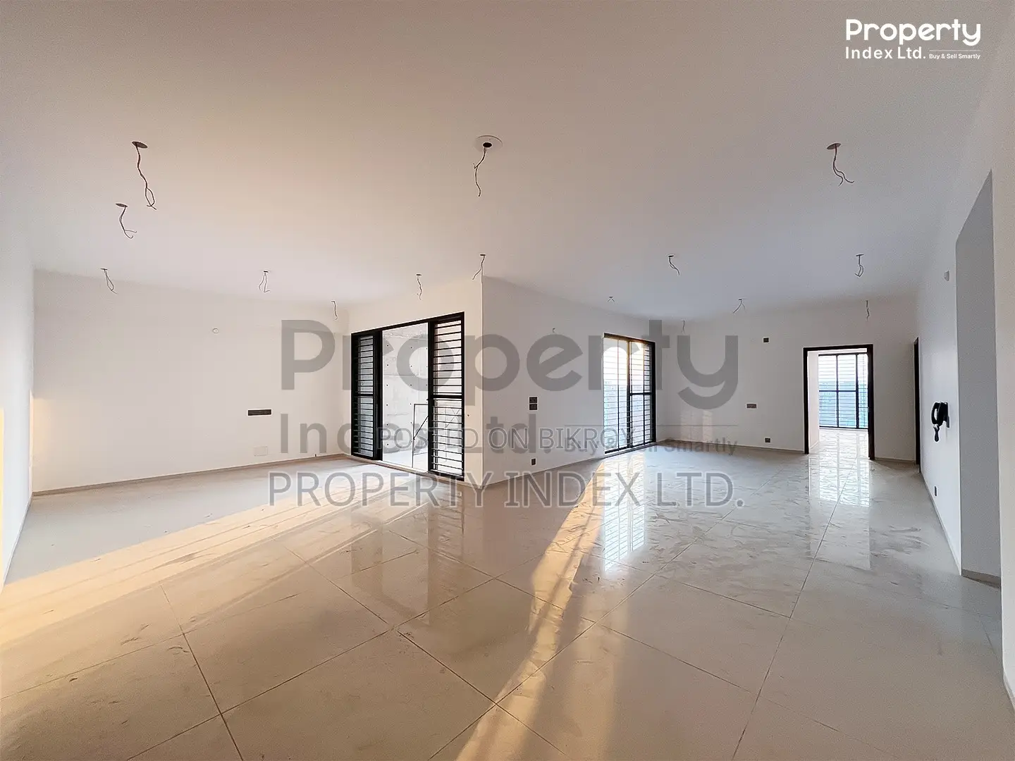 2442 sqft Apartment Sale at Bashundhara R/A, L Block