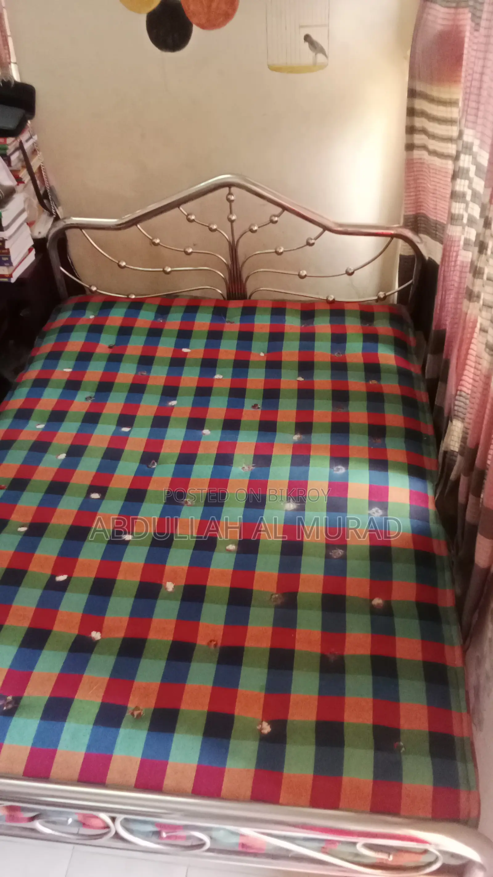 লোহার খাট ও জাজিম বিক্রি করা হবে