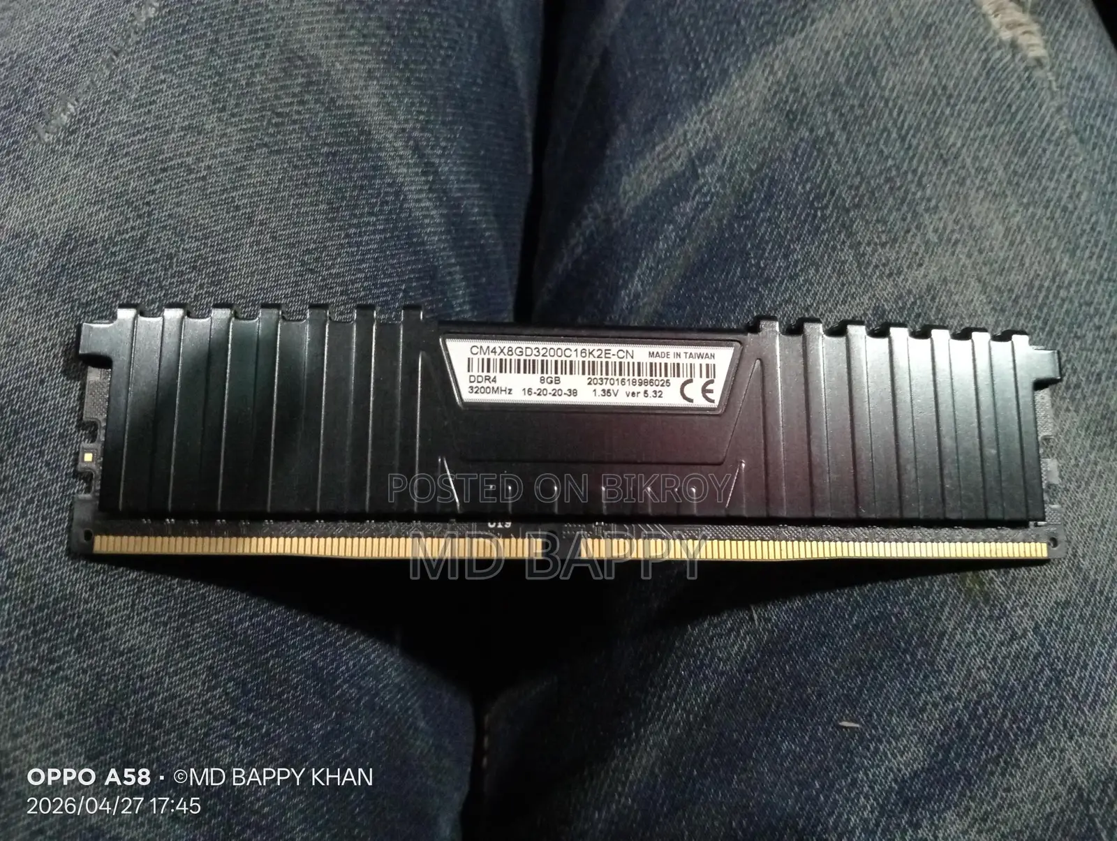 RAM DDR4 Vengeance 8GB, 3200MHz. Full Fresh Condition