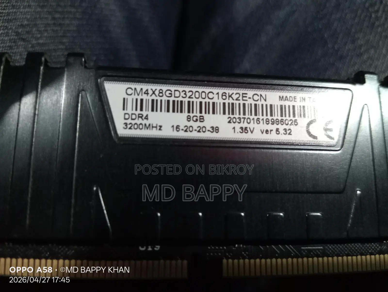 RAM DDR4 Vengeance 8GB, 3200MHz. Full Fresh Condition