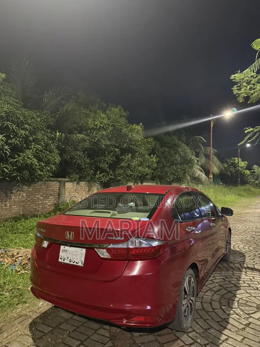 Honda Grace EX 2015