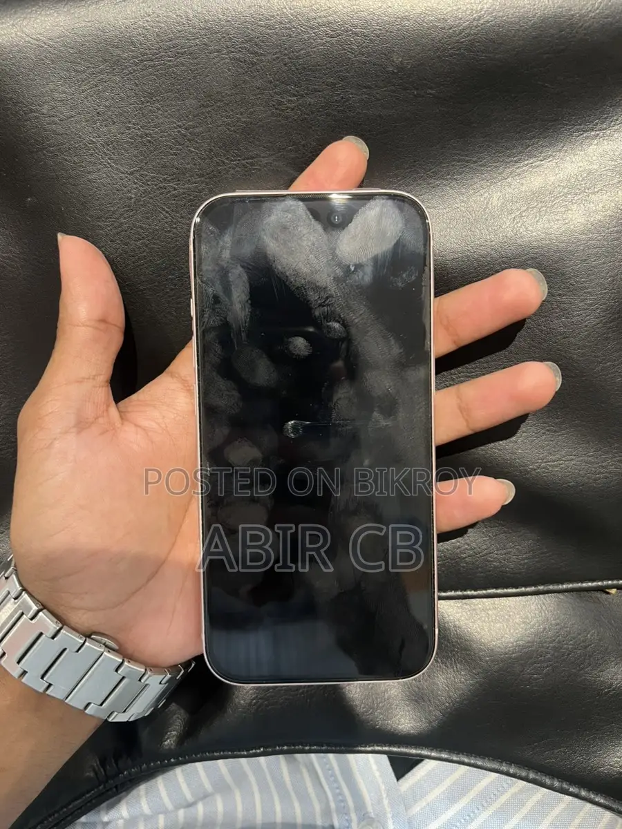 Apple iPhone 15 (Used)