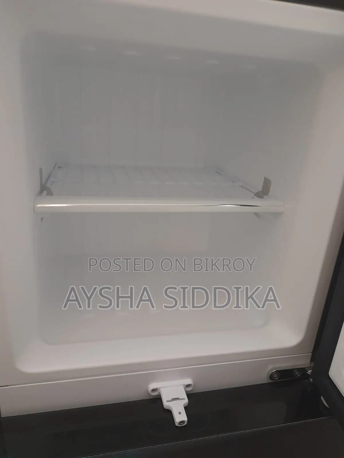 নতুন ফ্রিজ বিক্রি
