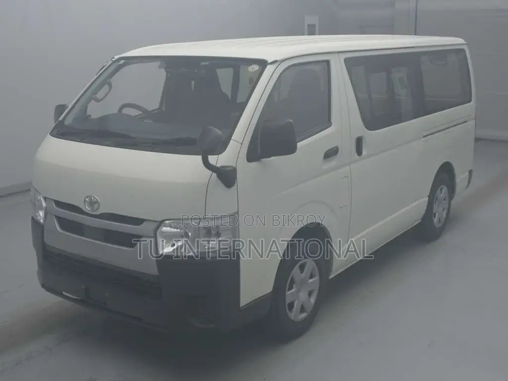 Toyota Hiace DX- PACKAGE 2021