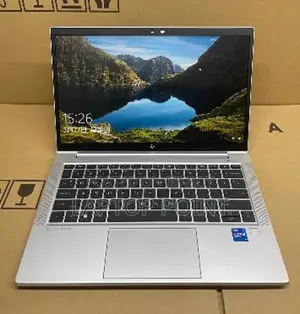 HP Elitebook 830 G8 Core i5 11th Gen: 8/256