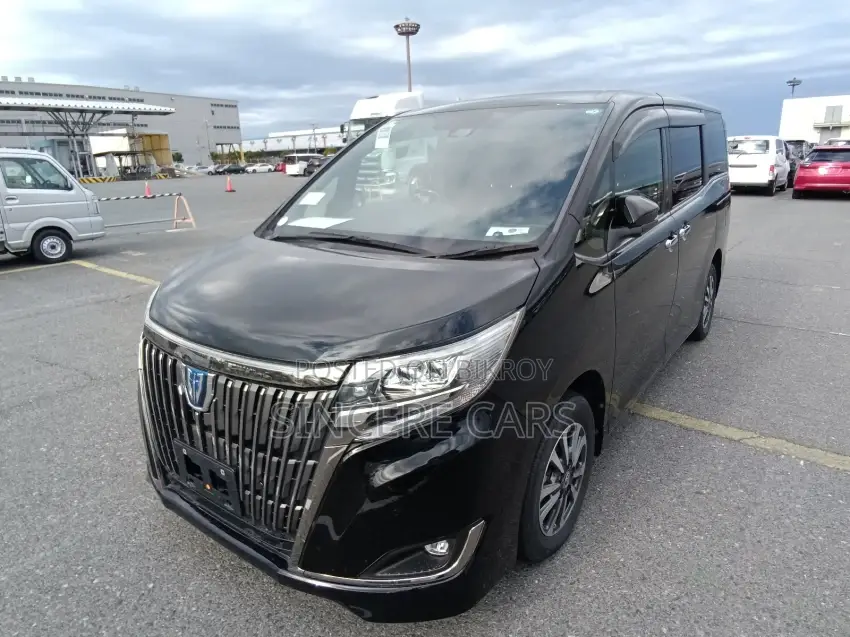 Toyota Esquire GI PREMIUM HYB 4.5PT 2021