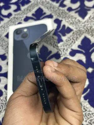 Apple iPhone 13 (Used)