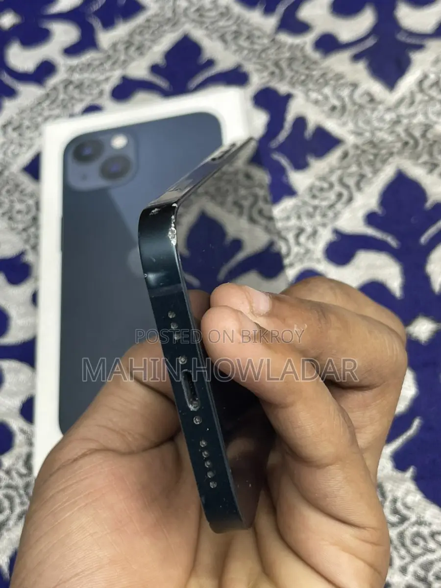 Apple iPhone 13 (Used)