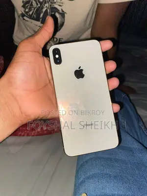 Apple iPhone XS Max (Used)