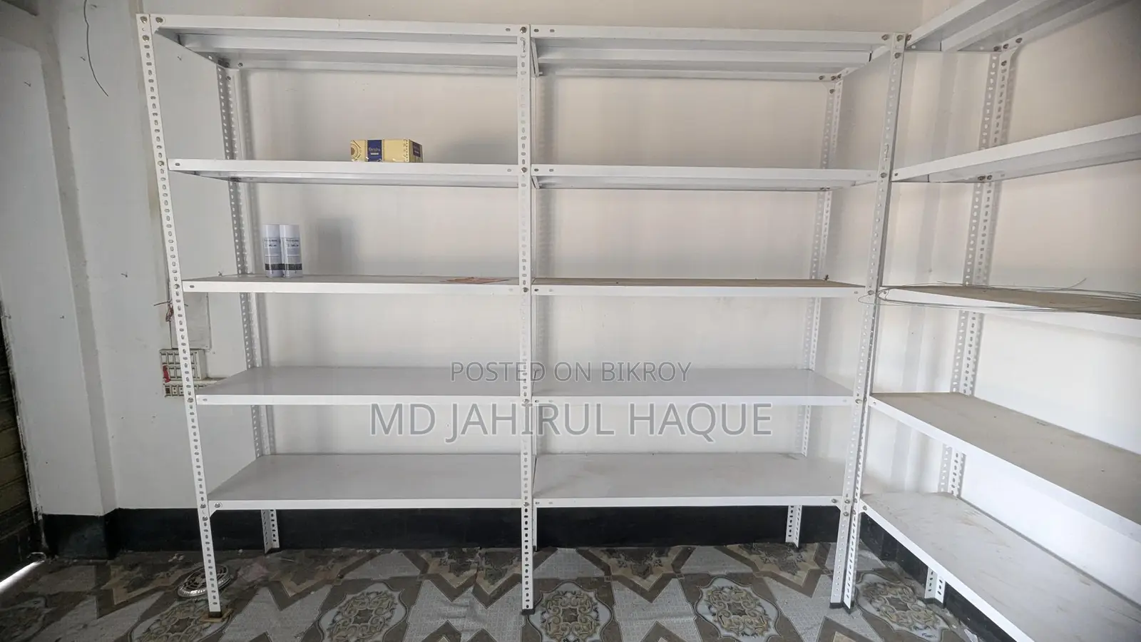 Shop Slotted Rack – 5 Months Used | Urgent Sale