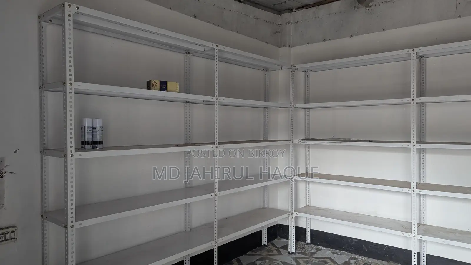 Shop Slotted Rack – 5 Months Used | Urgent Sale
