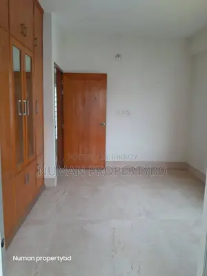 South-facing 3600sq Duplex 4-bedroom Luxurious semi-furnished flat for rent