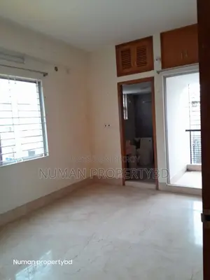 South-facing 3600sq Duplex 4-bedroom Luxurious semi-furnished flat for rent