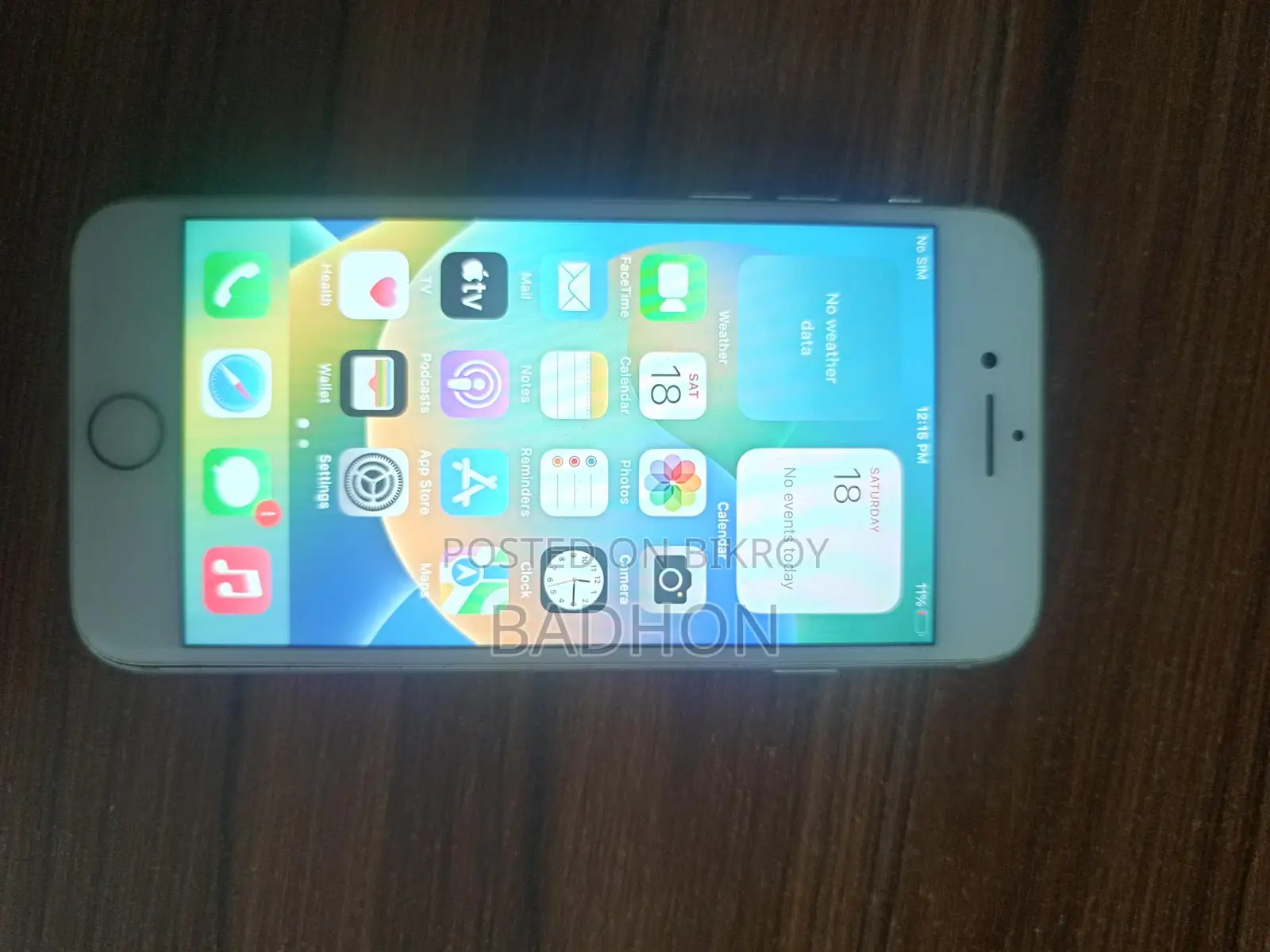 Apple iPhone 8 model (Used)