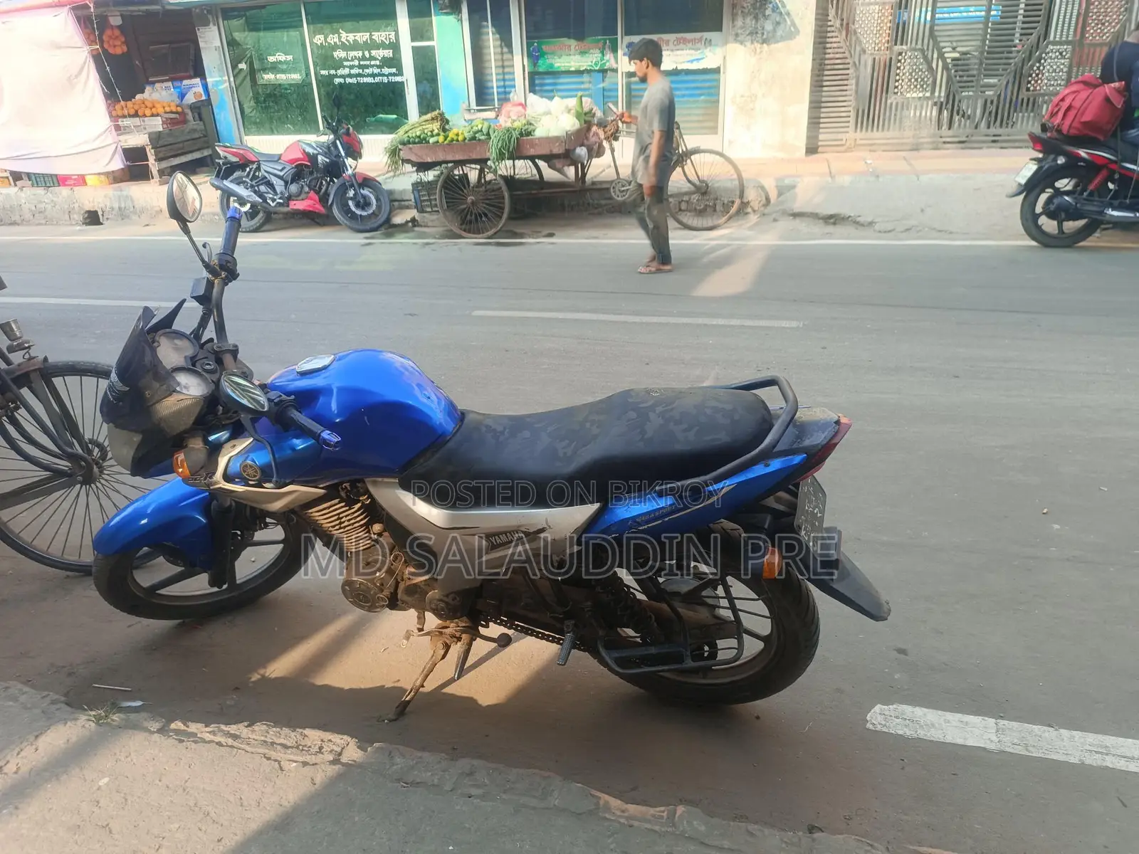Yamaha SZR . 2011