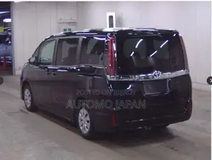 Toyota Noah X Smart 2022
