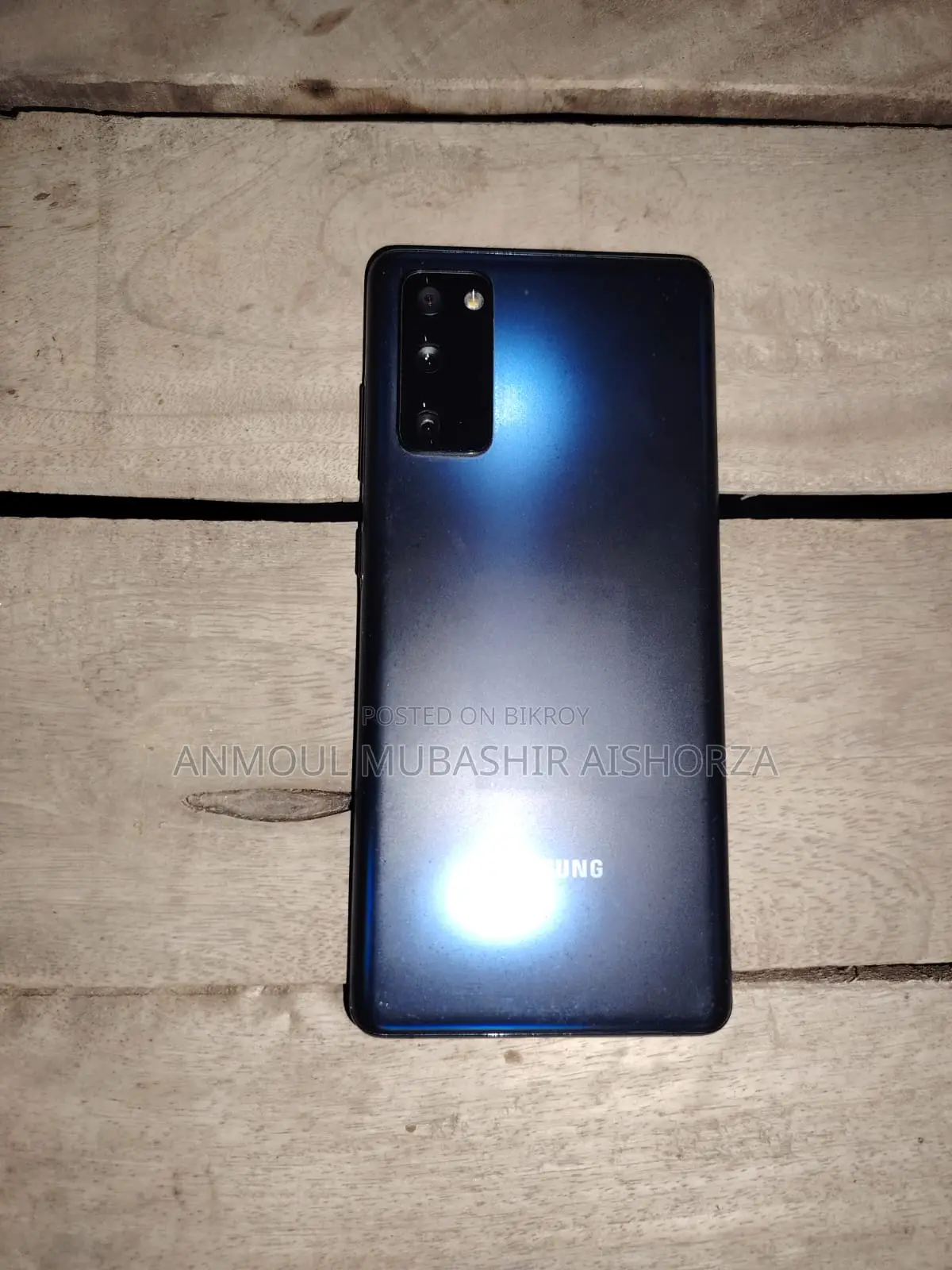 Samsung S20 FE (Used)