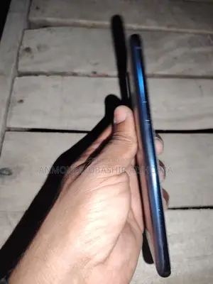 Samsung S20 FE (Used)