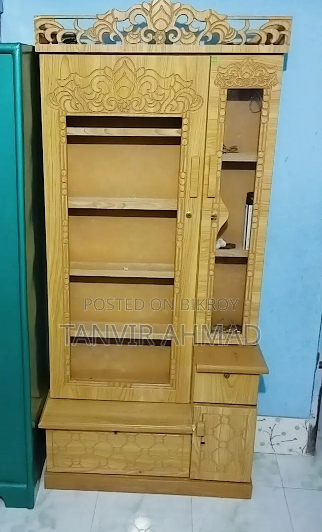 🫴 ড্রেসিং টেবিল 👈