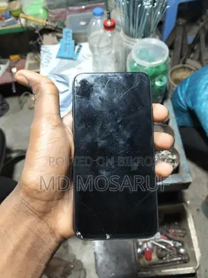 Apple iPhone X (Used)